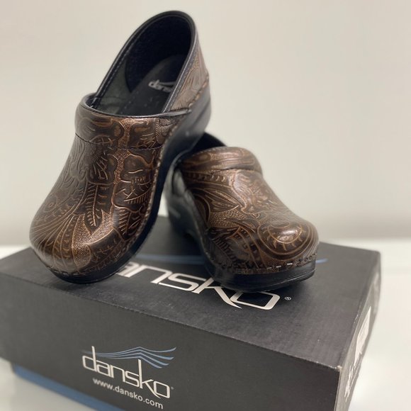 NEW Dansko Professional Brown Tooled - Picture 4 of 5